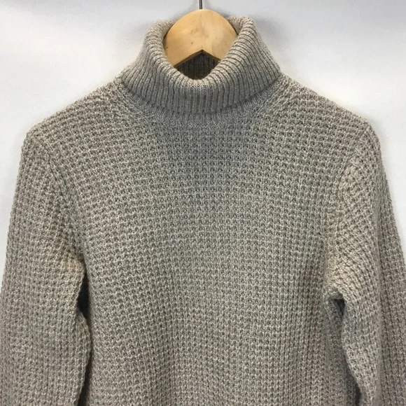 Buck Mason Men's Herdsman Turtleneck Sweater Merino Wool Waffle Knit Size XS - Picture 2 of 8